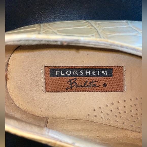 Men’s 9.5 Florsheim Barletta shoe. Yellow beige in color Caiman leather - Picture 3 of 11